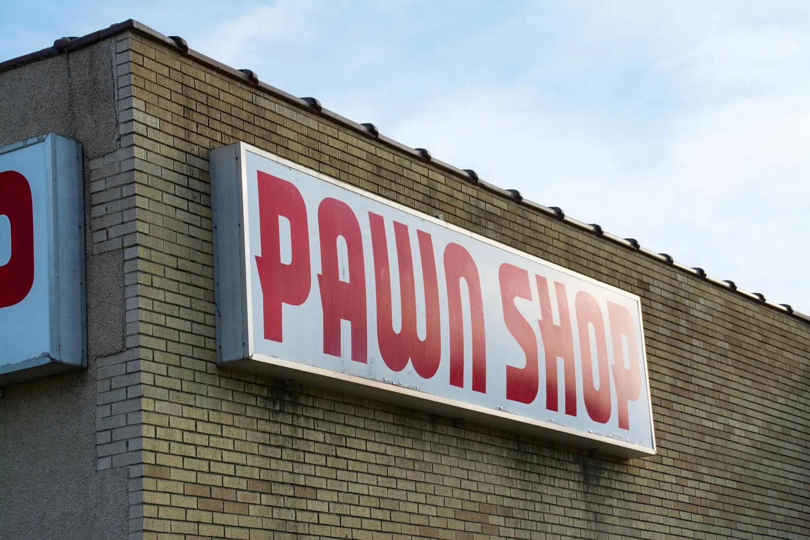 How Digital Security Footprints Shape Buyer Confidence During Pawn Shop Business Acquisitions
